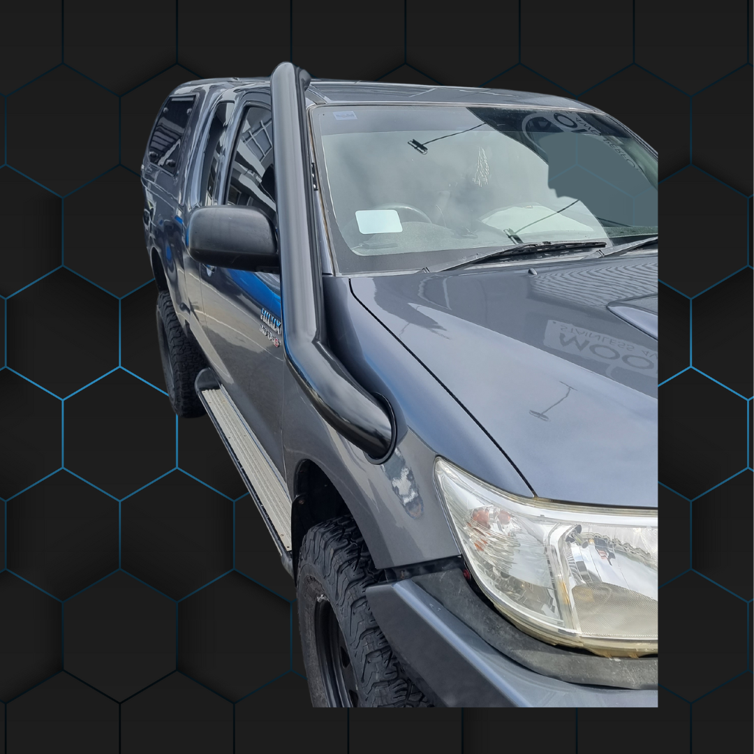 Toyota Hilux N70 4" Stainless Steel Snorkel - 3/4 Entry