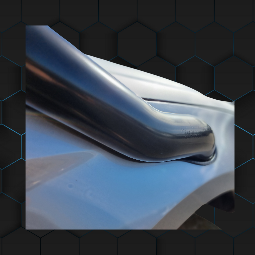Isuzu Dmax 2020-2025 4" Mid Entry Stainless Steel Snorkel