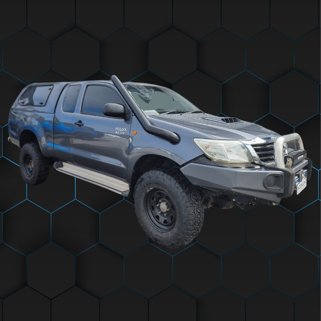 Toyota Hilux N70 4" Stainless Steel Snorkel - Mid Entry